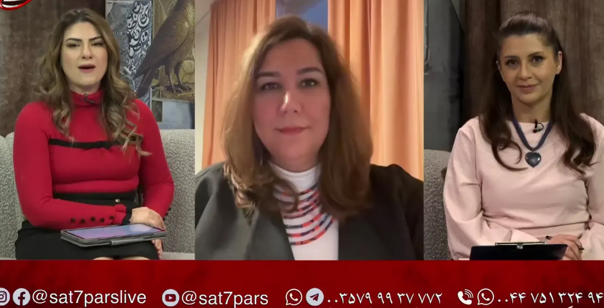 Expert guest Maryam Hantoosh Zadeh (middle) encouraged people to find points of agreement when expressing different views.